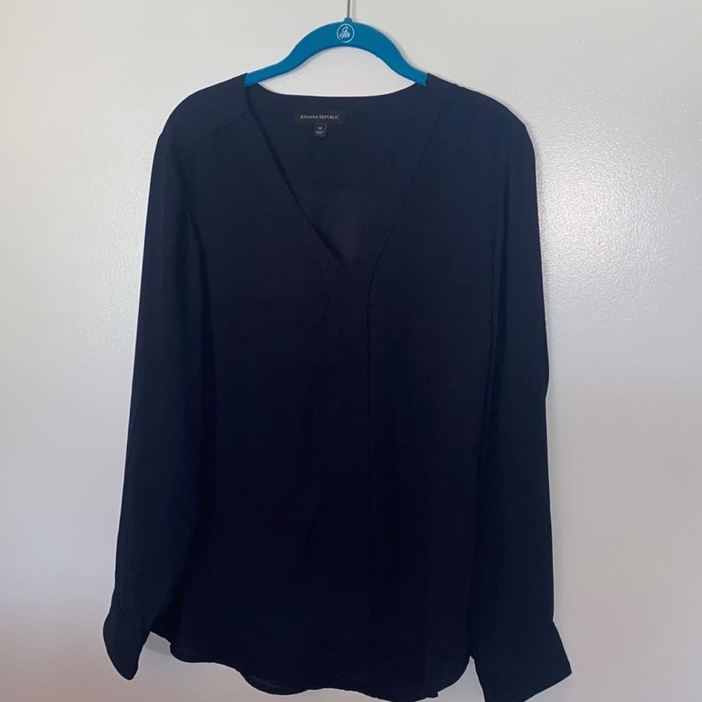 Brand new Navy blue long sleeved dress shirt